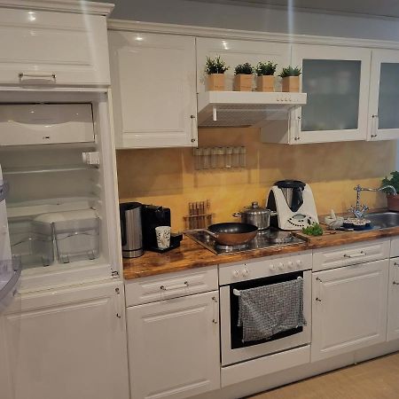 Ferienwohnung Fuer 4 Personen Mit Schnellem Wlan, Glasfaser, Tv Paket Beilstein  Bagian luar foto